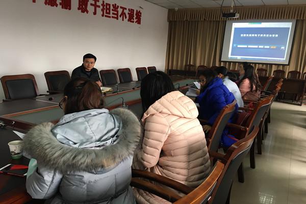 水湖鎮多舉推進新版萬村網頁建設.JPG