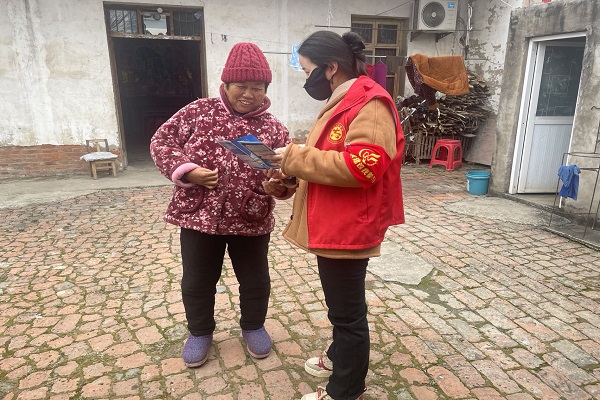 長(zhǎng)豐縣莊墓鎮(zhèn)薛橋村:黨建引領(lǐng)賀新春 網(wǎng)格聚力促發(fā)展.jpg
