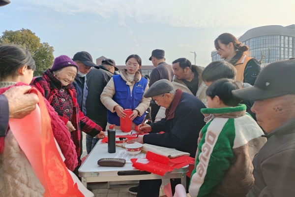 長豐(雙鳳)經開區鳳霞社區:黨建引領 “四圈” 照亮基層治理幸福路1.jpg