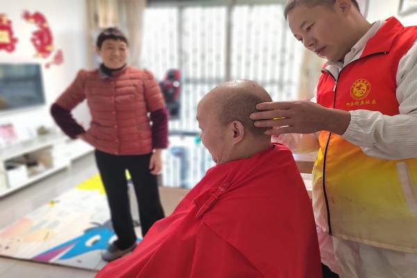 長豐(雙鳳)經開區阿奎利亞社區:“三步走” 托起幸福安康“夕陽紅”2.jpg